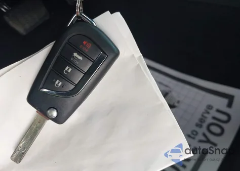 2020 Toyota Corolla Le из США, поврежденный, VIN 5YFEPRAEXLP129454